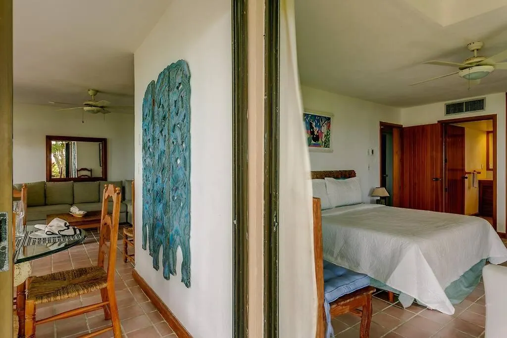 Front Beach 3 Bedroom Cozy Apartment 8 Guests Puerto Aventuras