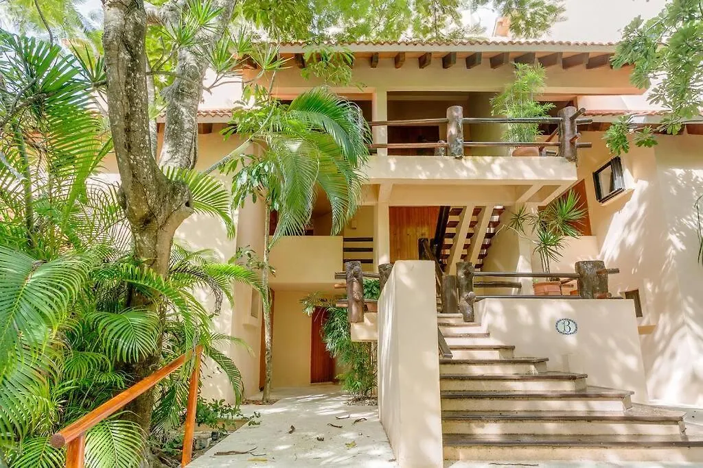 Front Beach 3 Bedroom Cozy Apartment 8 Guests Puerto Aventuras 0*,  México