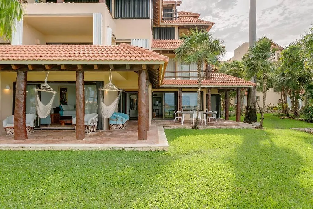 Front Beach 3 Bedroom Cozy Apartment 8 Guests 普托阿范特拉斯